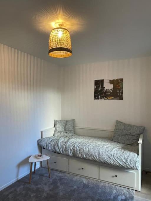Studio 28 M2 & Jardin Privatif 20 M2 Montigny-le-Bretonneux ภายนอก รูปภาพ