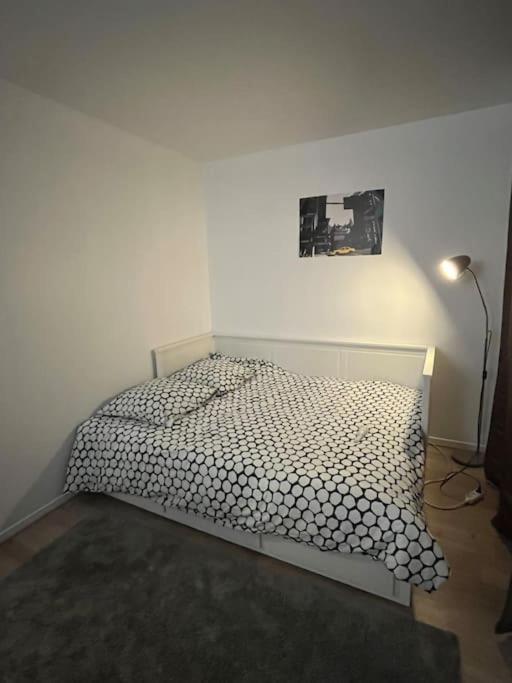 Studio 28 M2 & Jardin Privatif 20 M2 Montigny-le-Bretonneux ภายนอก รูปภาพ